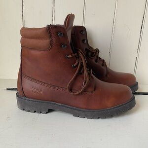Trader Bay Leather Boots